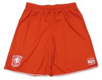 Červené sportovní kraťasy s potiskem