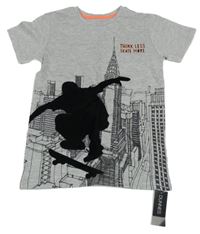 Nové - Šedé melírované tričko se skateboardistou Dunnes