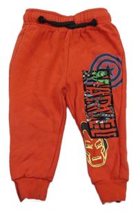 Červené tepláky s logem a Avengers MARVEL