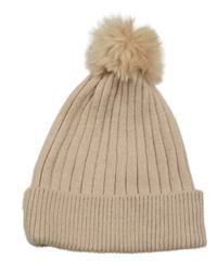 Světlerůžová pletená čepice s bambulí 