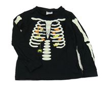 Černé triko s kostrou a sladkostmi L&D
