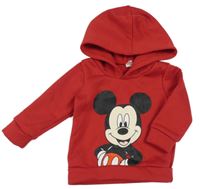 Červená mikina s Mickeym a kapucí