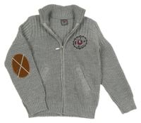 Šedý vzorovaný propínací svetr s nášivkou 