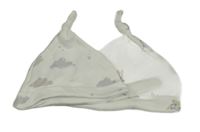 2x bílá bavlněná čepice s mráčky + s králíčky