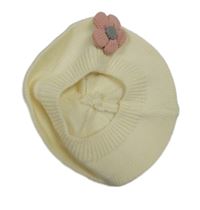 Smetanový pletený baret s 3D květem 