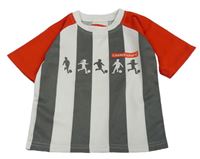 Červeno-šedo-bílé sportovní tričko s pruhy a nápisem 