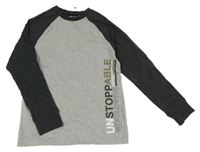 Šedo-tmavošedé triko s nápisem George 