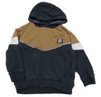 Tmavošedo-hnědá mikina s nášivkou a kapucí Nutmeg