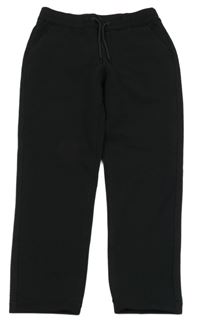 Černé teplákové capri kalhoty WE