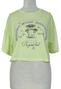 Dámské limetkové crop tričko s houbami a nápisy zn. Primark 