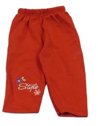 Červené tepláky s kytičkami