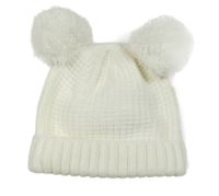 Bílá žinylková čepice s bambulemi F&F