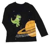 Černé triko s planetou a dinosaurem F&F