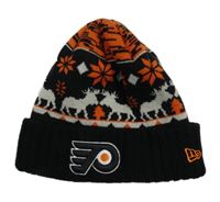 Černo-oranžovo-bílá vzorovaná čepice s nášivkou