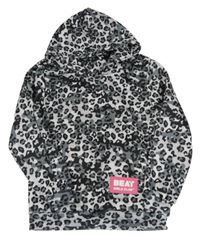 Světlešedo-bílo-tmavošedo-černá vzorovaná teplá mikina s nášivkou a kapucí BEAT