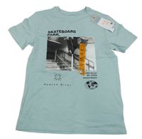 Nové - světlemodré tričko se skateboardem PRIMARK