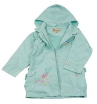 Světlemodrá šusťáková jarní bunda s výšivkami květů a kapucí 