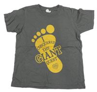 Šedé tričko s potiskem a nápisem 