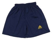 Tmavomodré sportovní kraťasy s výšivkou Adidas 