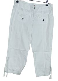 Dámské bílé plátěné capri kalhoty Outfit 