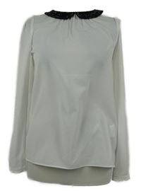 Dámská bílá halenka s černým kamínkovým límečkem Hallhuber