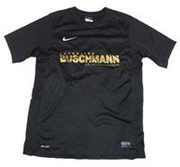 Černé sportovní tričko s nápisem Nike