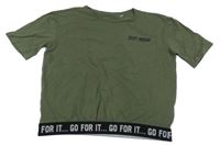 Khaki crop tričko s nápisy C &A