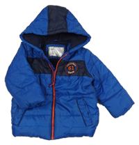 Cobaltově modro-tmavomodrá prošívaná šusťáková zimní bunda s číslem a kapucí Mothercare