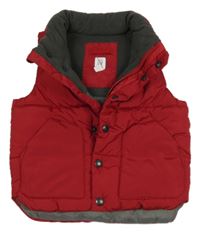 Rubínová šusťáková zateplená vesta GAP