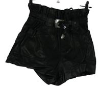 Dámské černé koženkové kraťasy s páskem River Island 