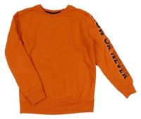 Oranžová mikina s nápisem
