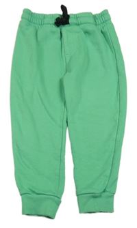 Zelené tepláky F&F