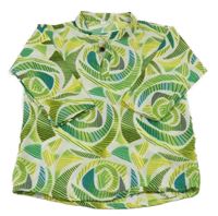 Bílo-zelená vzorovaná polo košile 