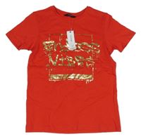 Nové - Červené tričko s nápisem George 