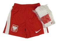 Nové - 2set - Červené fotbalové kraťasy s pruhy + bílé štulpny 