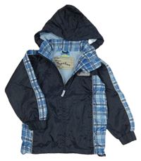 Tmavomodro-modro/kostkovaná šusťáková jarní bunda s nášivkou a odepínací kapucí Topolino