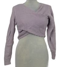 Dámský lila chlupatý crop svetr 