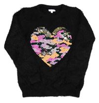 Černý chlupatý svetr se srdcem z flitrů Bluezoo