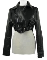 Dámský černý koženkový crop křivák s páskem PrettyLittle Thing