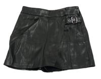 Černé koženkové sukňové kraťasy Zara