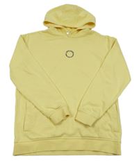 Žlutá mikina s nápisem a kapucí George