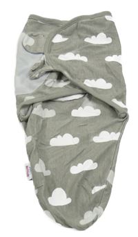 Šedá rychlozavinovačka s mráčky