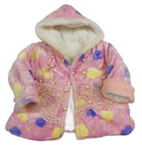 Růžový puntíkatý plyšový zateplený kabát se srdíčky a růžemi a krajkovými volánky 