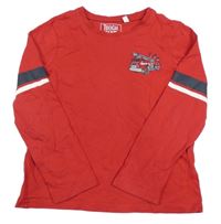 Červené triko s hasiči a pruhy C&A