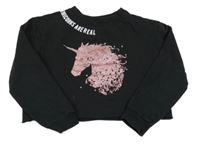 Černá crop mikina s jednorožcem a nápisem Primark
