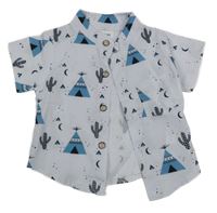 Světlemodrá košile s teepeemi