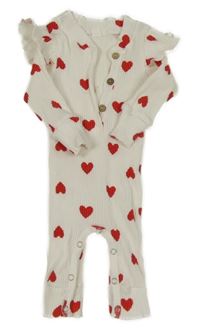 Bílý žebrovaný overal s červenými srdíčky 