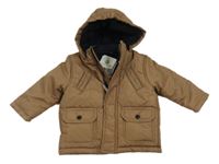 Nové - Hnědá pruhovaná šusťáková zimní bunda s nášivkou a kapucí Topomini