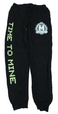 Černé tepláky s Minecraft 
