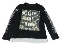 Černo-bílé triko s army potiskem a nápisy Chapter young